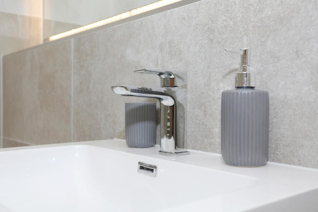 Joivy Refurbished Home On The Royal Mile Edinburgh Ngoại thất bức ảnh