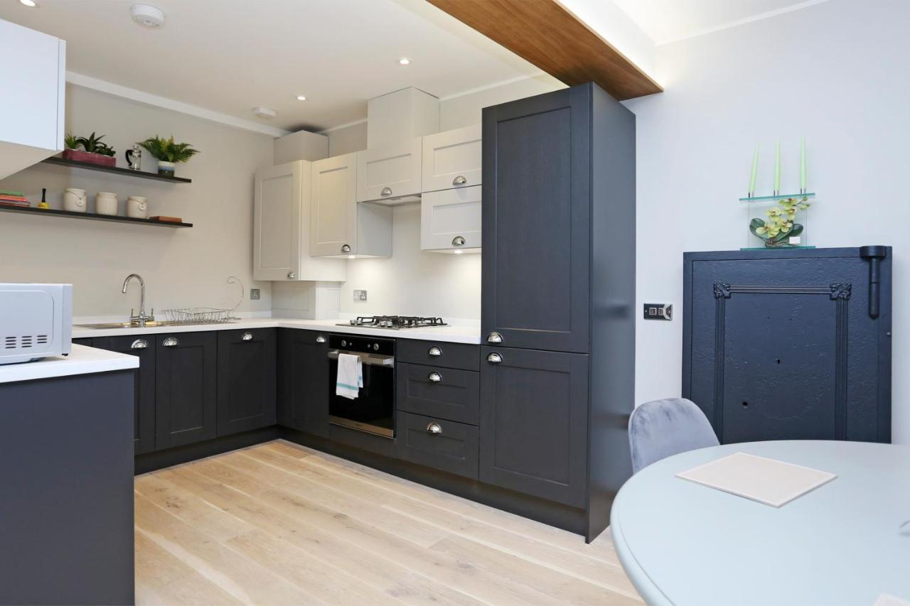 Joivy Refurbished Home On The Royal Mile Edinburgh Ngoại thất bức ảnh